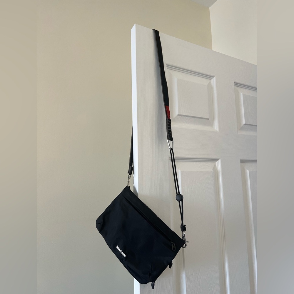 Topologie Flat Sacoche + strap (black)